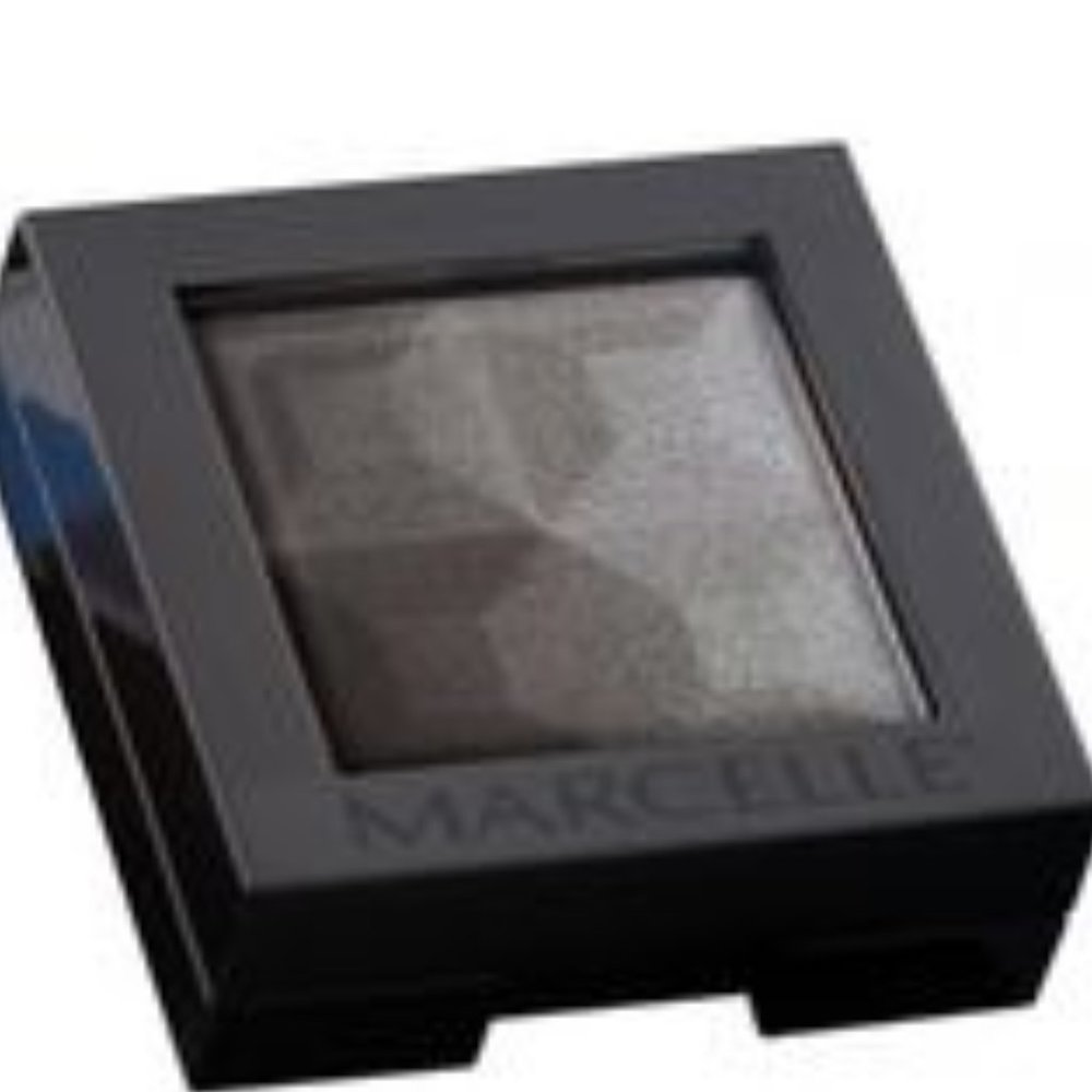 2/15$ NWT marcelle monochromatic eye shadow quad black magic